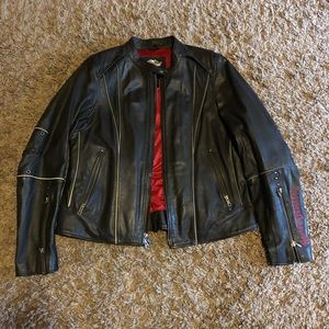 Women’s leather Harley Davidson jacket.